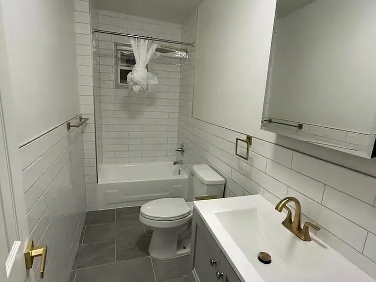 268 Davenport Ave #2 — Photo 7