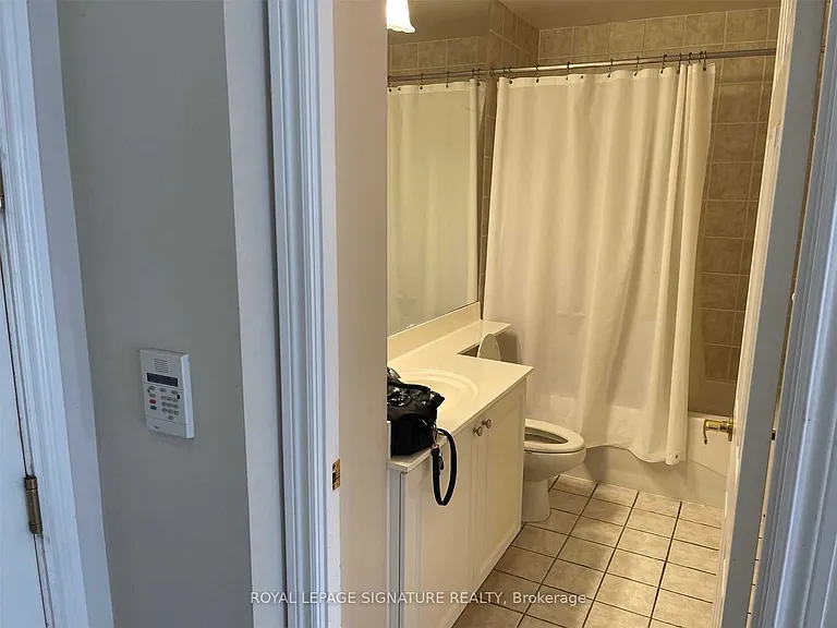 25 Kingsbridge Garden Cir #2811 — Photo 11