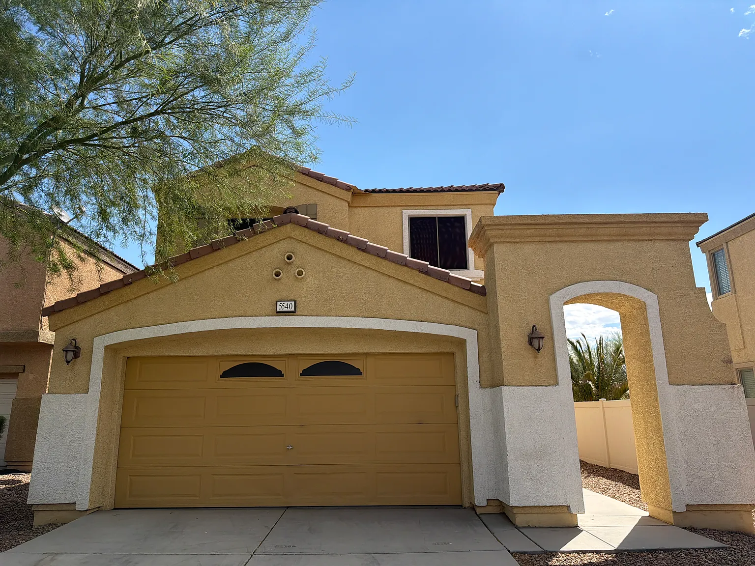 4 bed, 1560 sqft, $2,200 — Photo 1