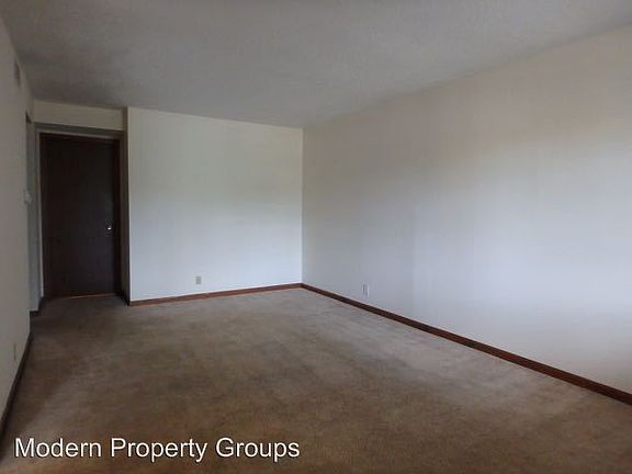 4th image of 9 Old Highway 63 S APT 17