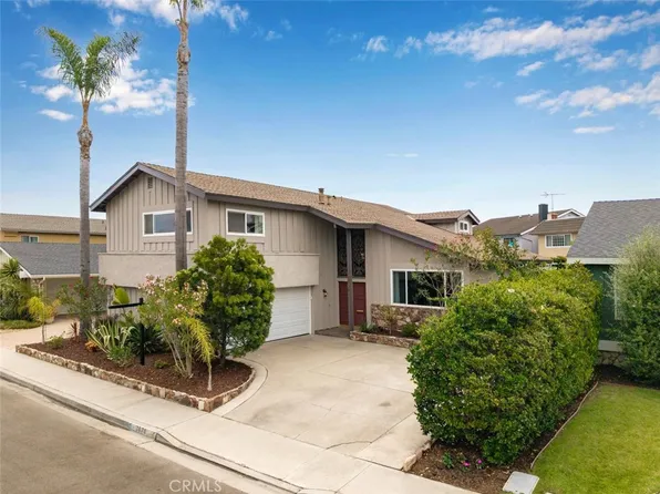 3670 Bluebell St, Seal Beach, CA 90740