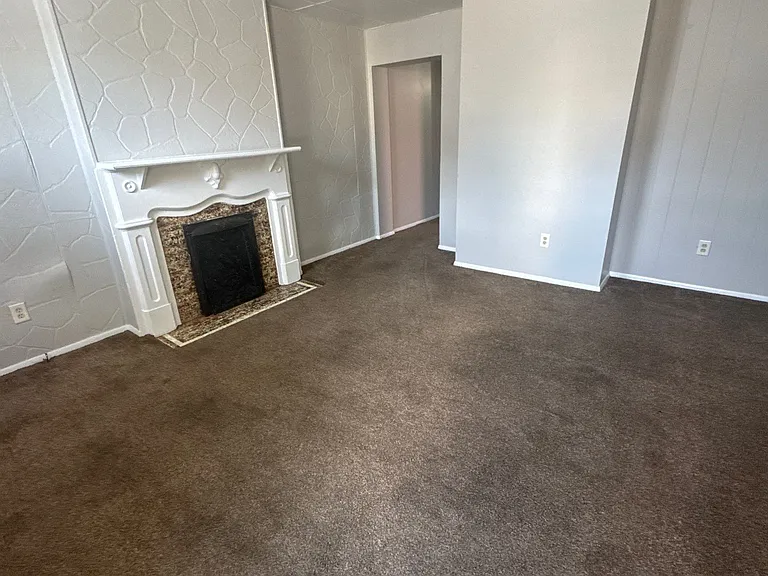 435 Thornton St #1 — Photo 2