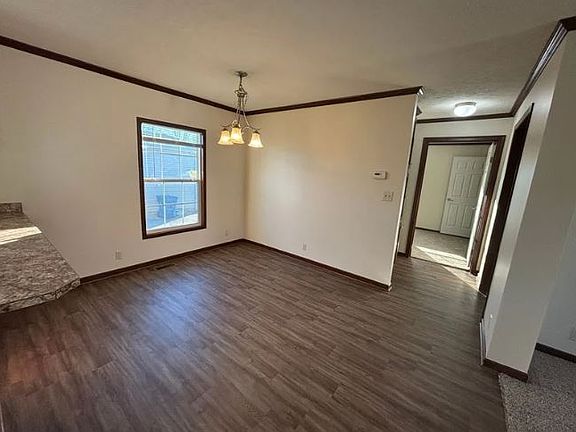 5th image of 6324 Kingsway Dr #238