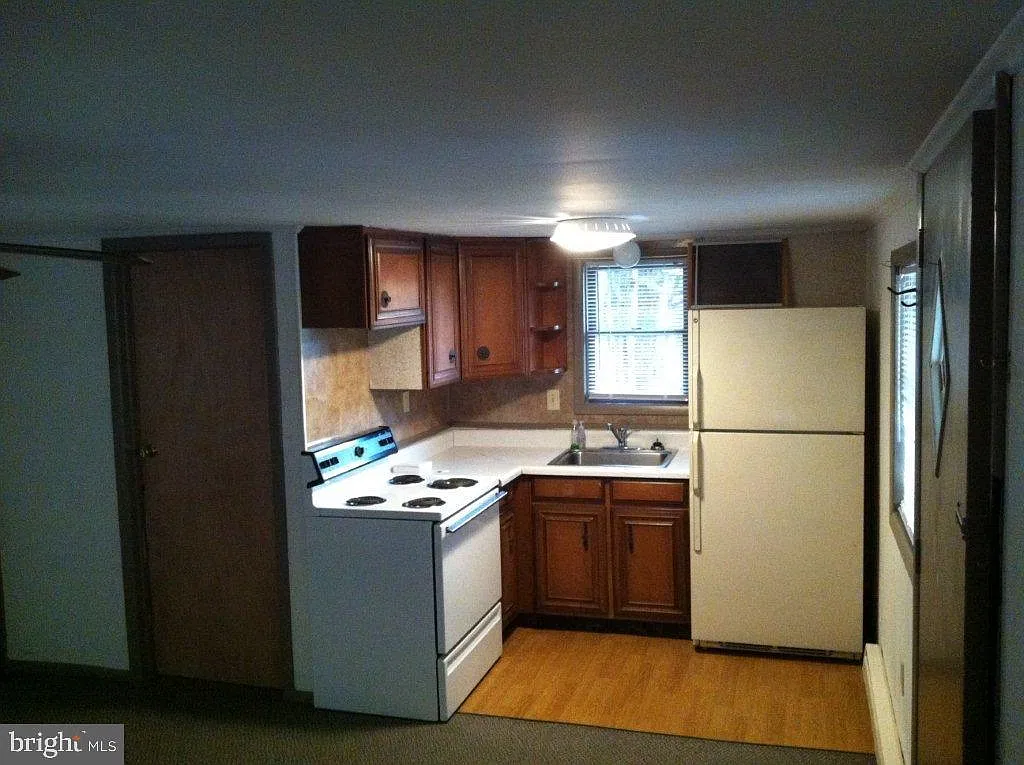 1 bed, 1.0 bath, 500 sqft, $925 — Photo 4