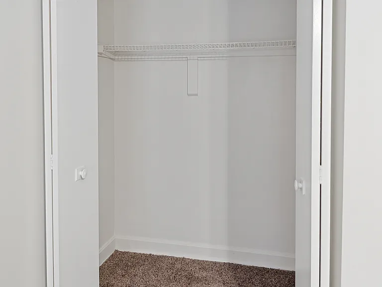 922 S 6th St #5 — Photo 15