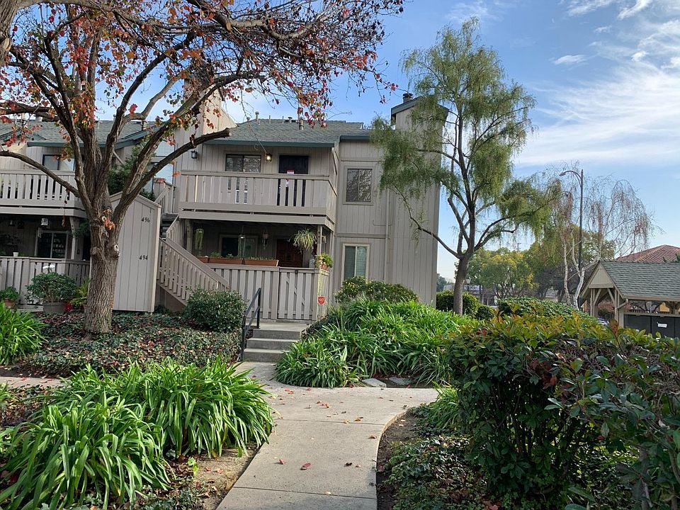 1st image of 496 Coyote Creek Cir