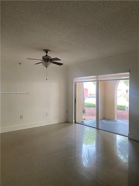 2nd image of 2433 Centergate Dr