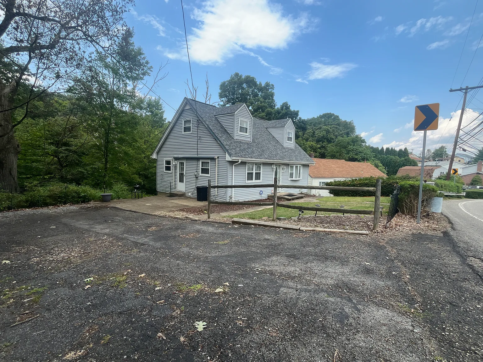 290 Spring Run Rd photo 1