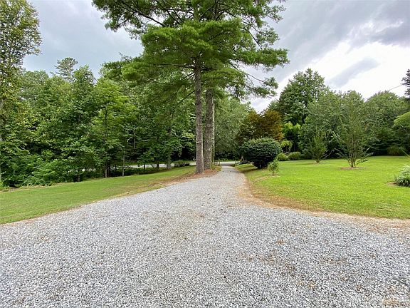 2nd image of 45 Hannah Knoll Ln