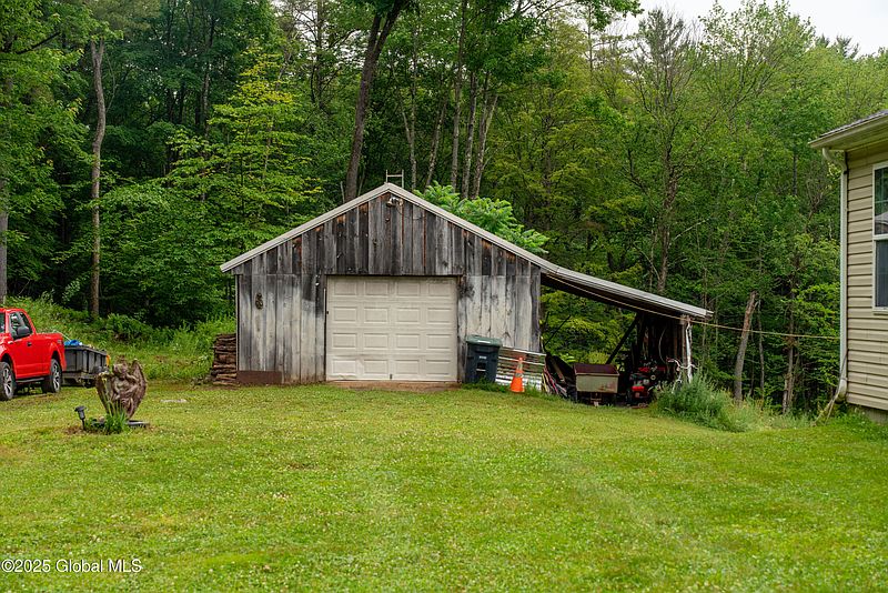 4th image of 79 Chandler Lane