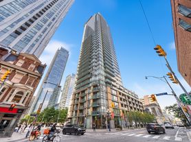 18 Yorkville Ave