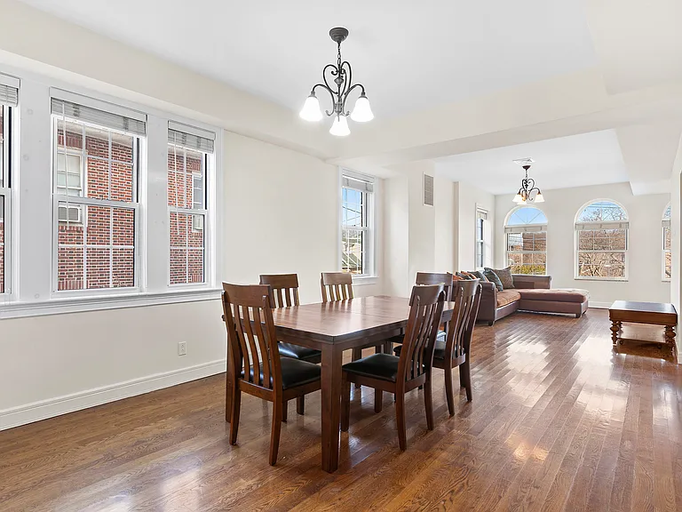 6049 Huxley Ave #2 — Photo 3
