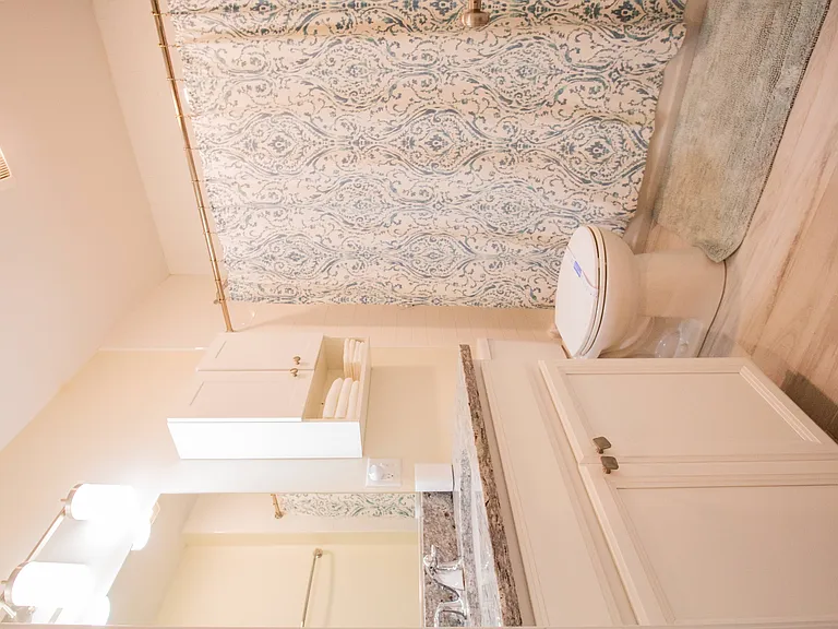 1008 Tremont St #4 — Photo 31