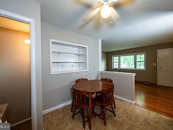 5th image of 26 Kempton Rd