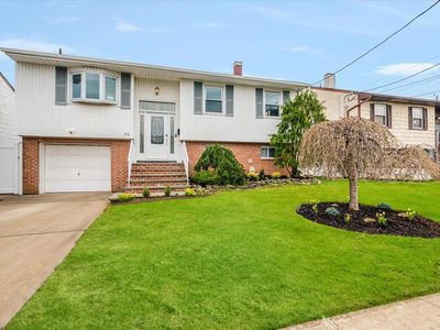 92 E First Street, Freeport, NY, 11520