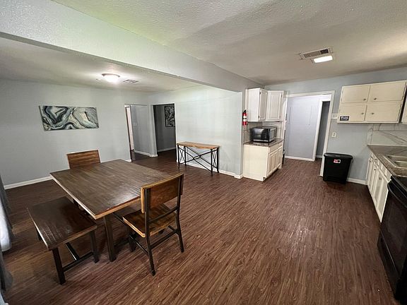2nd image of 1005 Bank Dr