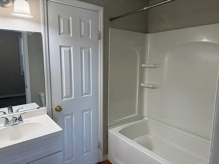 78 Hunters Ridge Ln #D — Photo 8