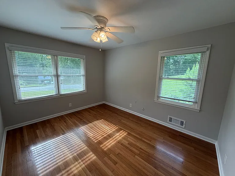 412 Fielding Ln SW — Photo 16