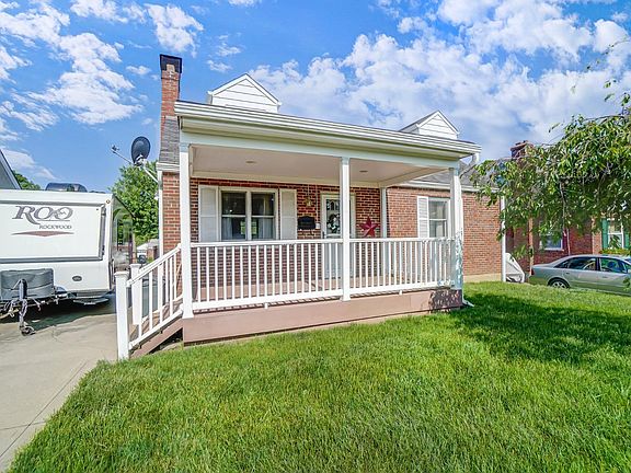 3rd image of 1652 Trillium Ct