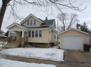 7818 W Rogers St, West Allis, WI 53219