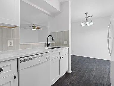 2nd image of 7200 Creekside Dr APT D1