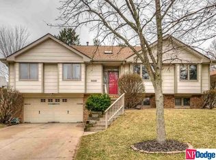 117 N 157th St, Omaha, NE 68118
