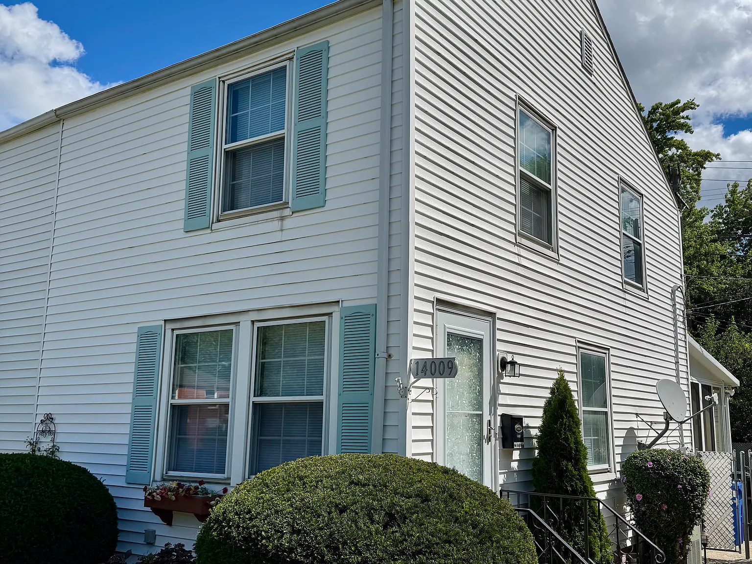 2 bed, 1248 sqft, $1,450 — Photo 1