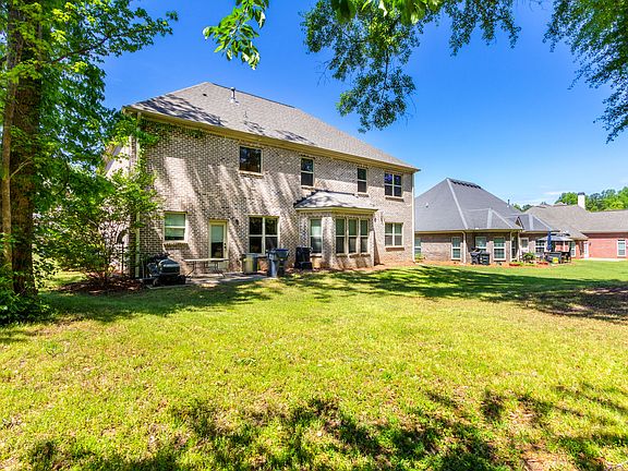 3rd image of 296 Langshire Dr