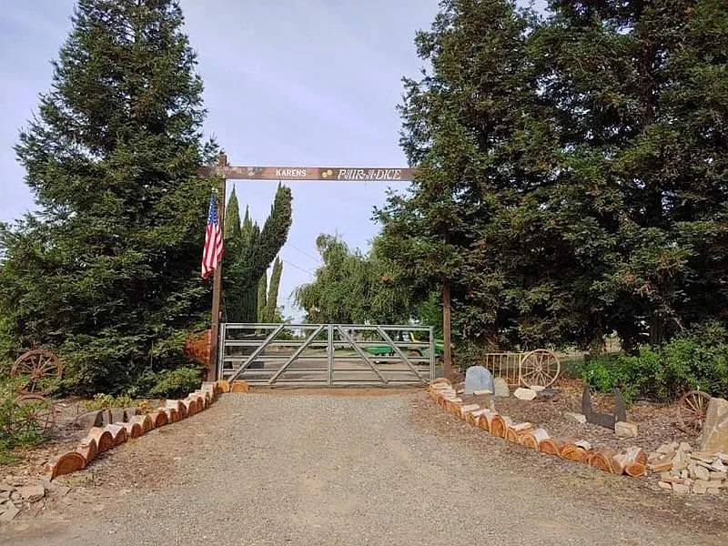 10260 Reigl Rd photo 1