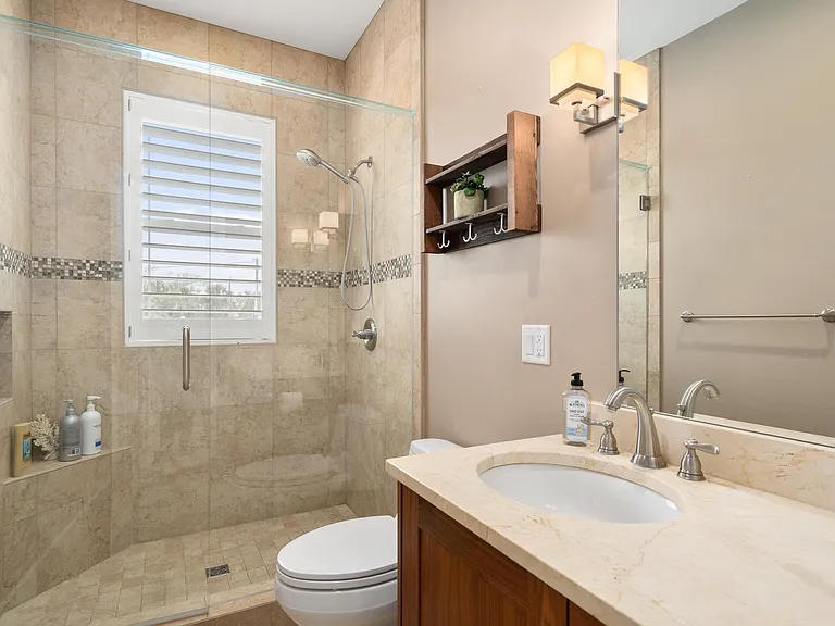 1205 Gulf Way St — Photo 22