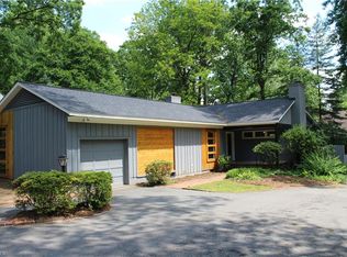2108 Faculty Dr, Winston Salem, NC 27106