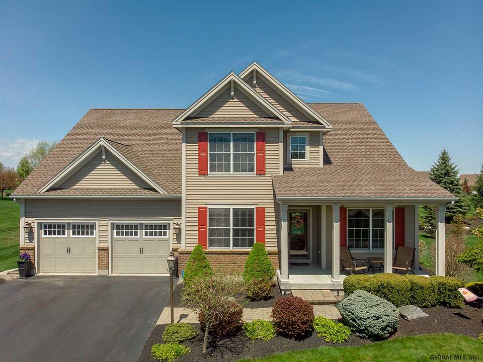 1st image of 21 Bedford Cir
