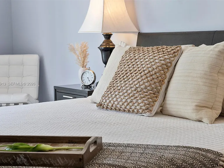 226 Ocean Dr #3C — Photo 23
