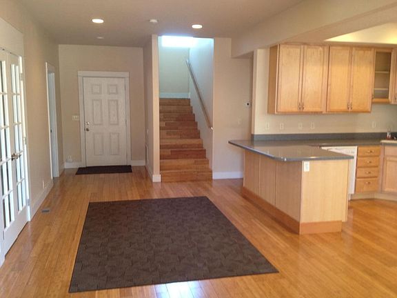 5th image of 1765 NE 19th St