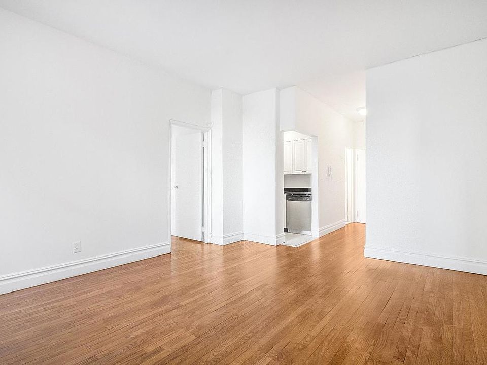 1st image of 154 W 70th St APT 3M