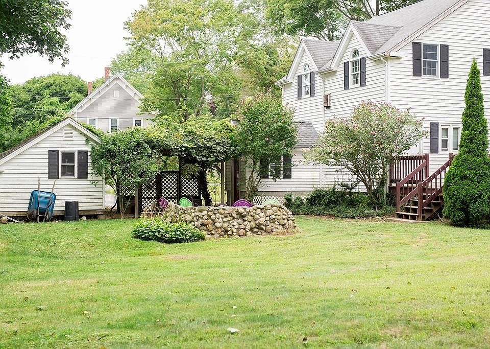 1st image of 24 Spear Ave