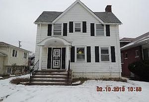 1st image of 155 S 19th Ave