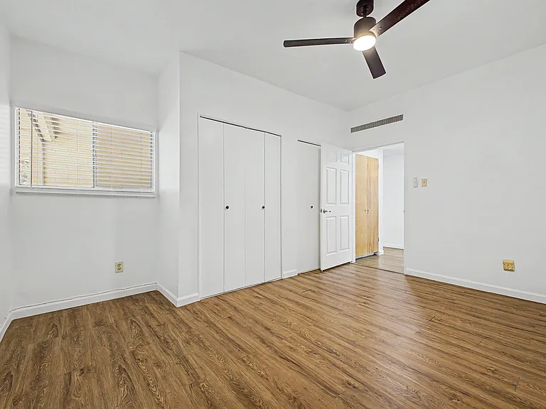 6125 E Indian School Rd #242 — Photo 15