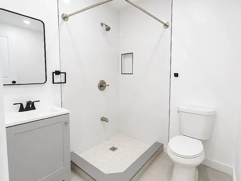 896 Willoughby Ave #2 — Photo 3