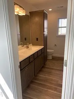 3 bed, 2.0 bath, 1422 sqft, $1,925 — Photo 4