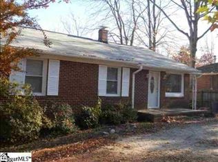 3500 Edwards Rd, Taylors, SC 29687