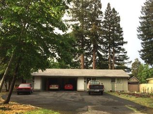 921 SW K St, Grants Pass, OR 97526