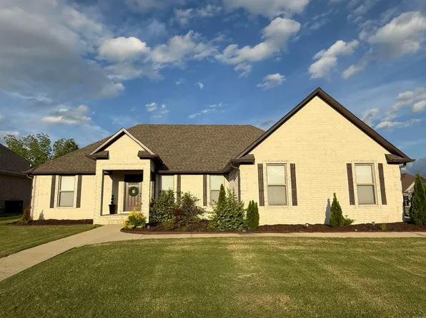 909 S 59th St, Paragould, AR 72450