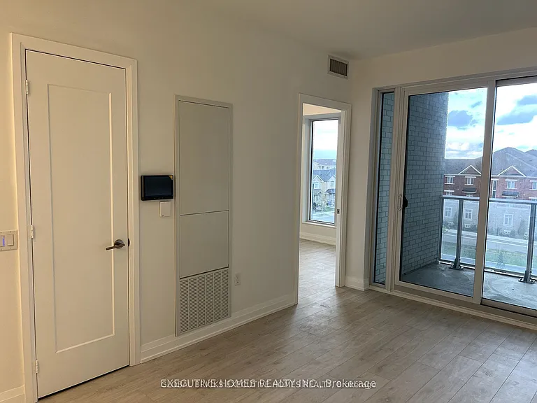 412 Silver Maple Rd #427 — Photo 13