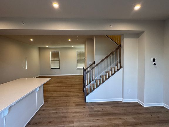 2nd image of 1136 Olivia Dr N