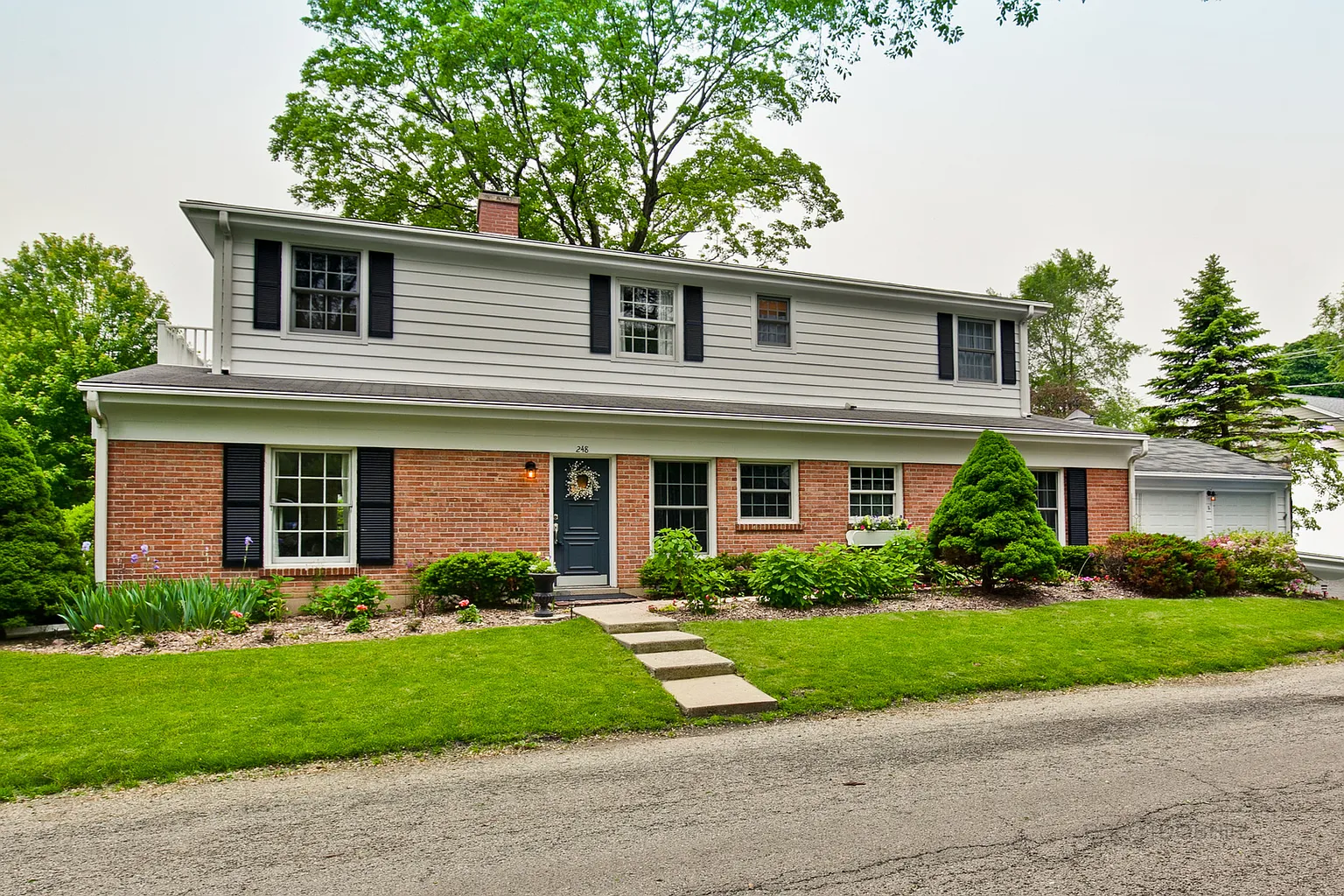248 Circle Dr photo 1