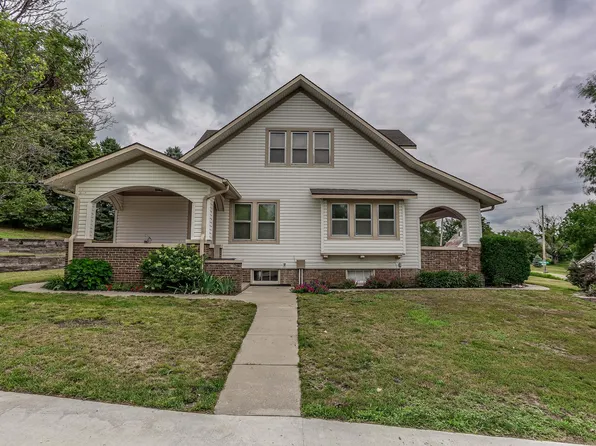 13976 275th St, Treynor, IA 51575