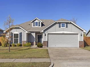 10329 S Nathan St, Jenks, OK 74037