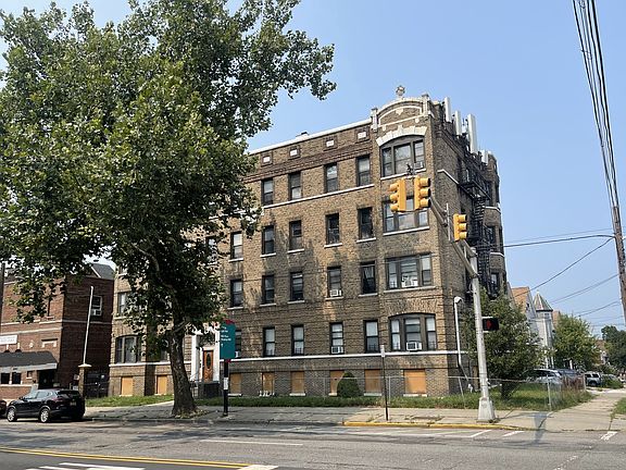 2nd image of 2285 Kennedy Blvd #9