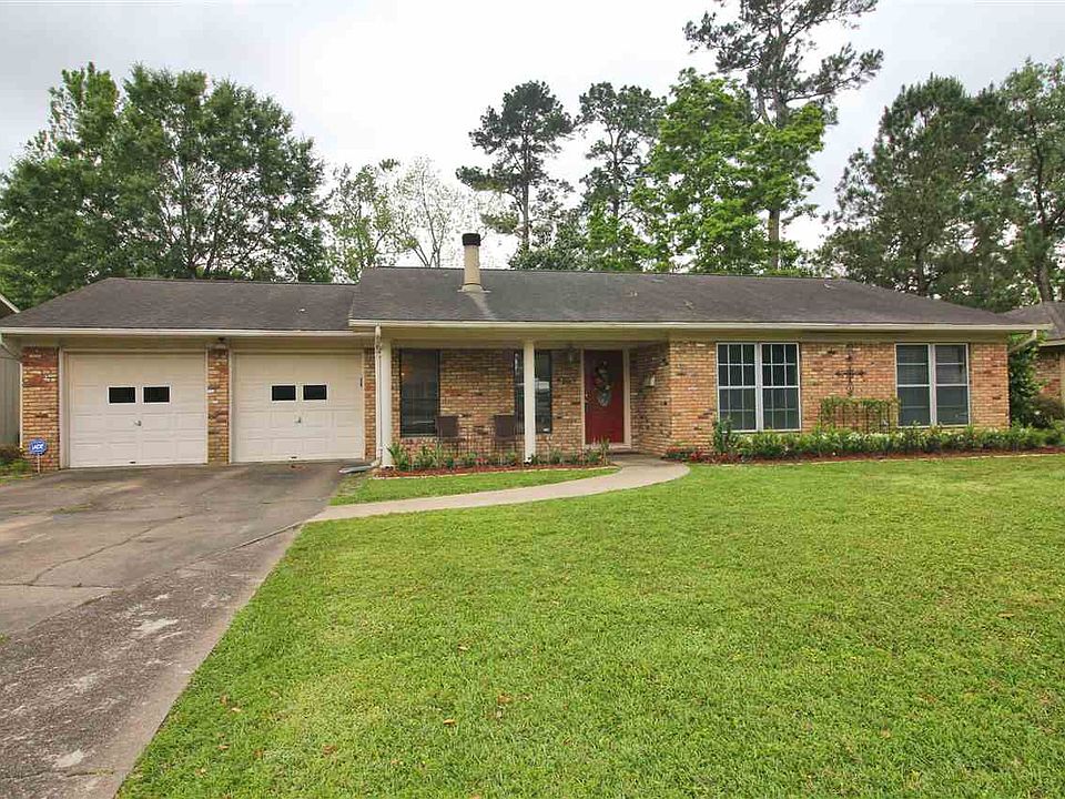 1st image of 5905 Honeysuckle Dr